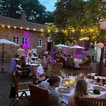 Bed & Breakfast Felsenmuehle 3*