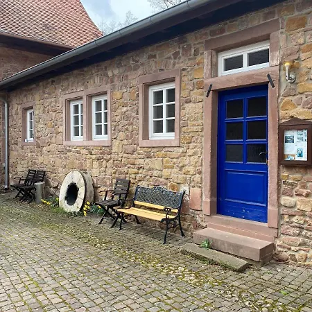 Felsenmuehle Bed & Breakfast
