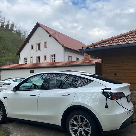 Felsenmuehle Bed & Breakfast