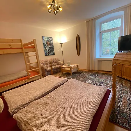 Bed & Breakfast Felsenmuehle 3*
