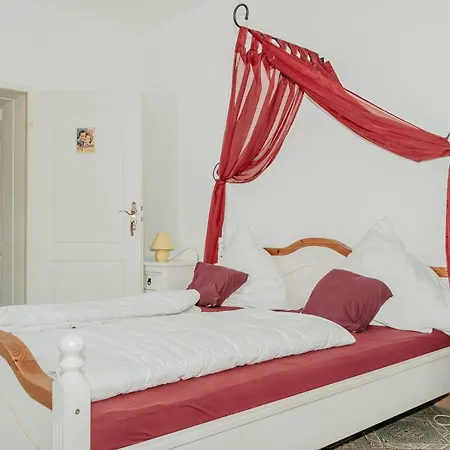 Bed & Breakfast Felsenmuehle Neuleiningen