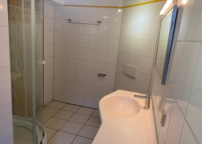 Felsenmuehle 3* 诺伊莱宁恩